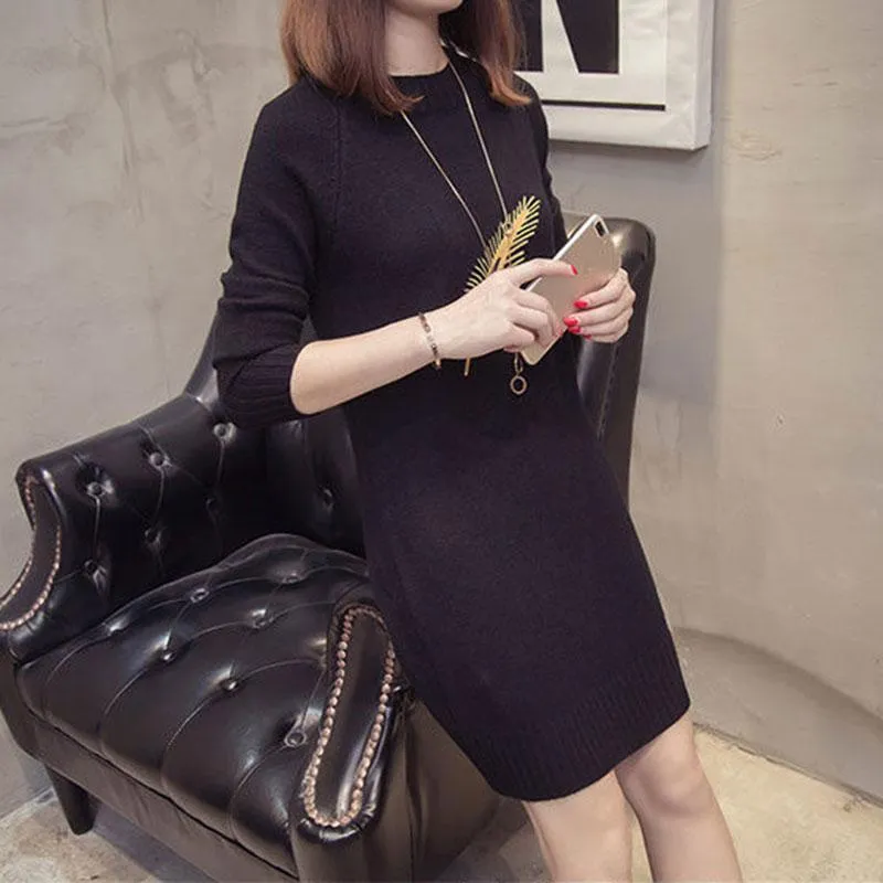Autumn and Winter Long Round Neck Dress Loose Long-sleeved Knitted Bottom Skirt Feather Pattern All-match Female Sweater Dress