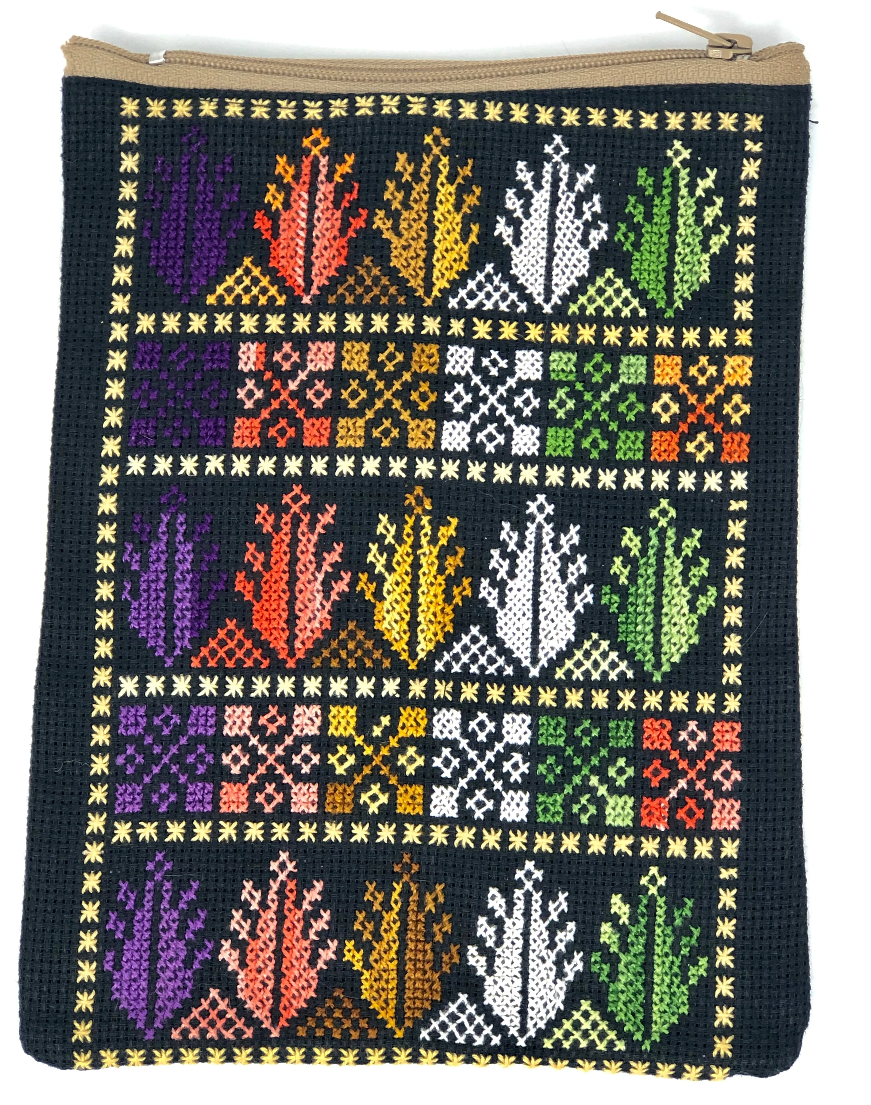 Bedouin Embroidery - Zippered Pouch