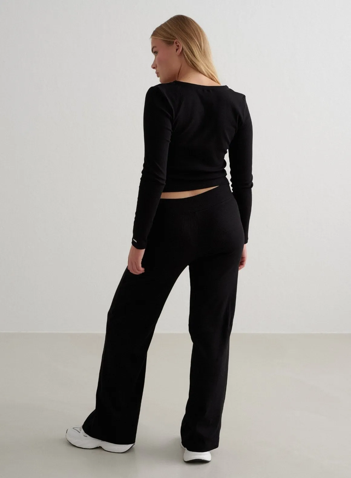 Black Ease Ribbed Wide Pants