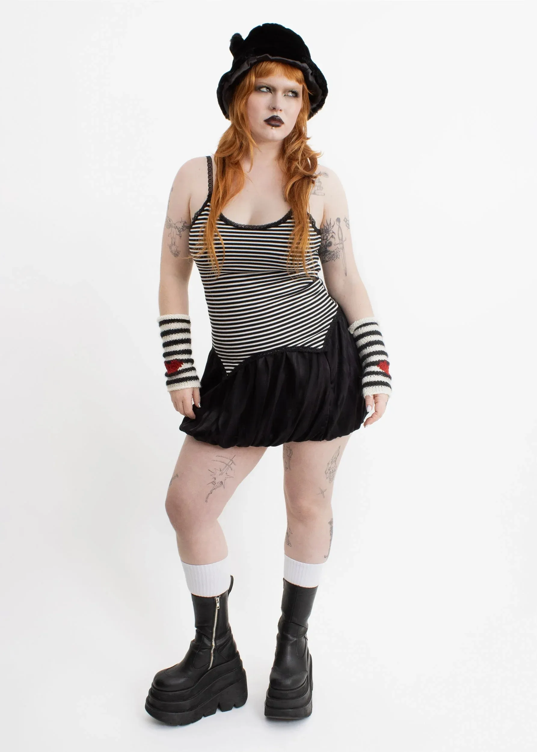 Bubble Skirt- black on black stripe