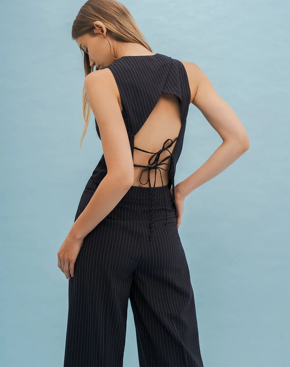 Chaleco fit sin capucha azul rayas
