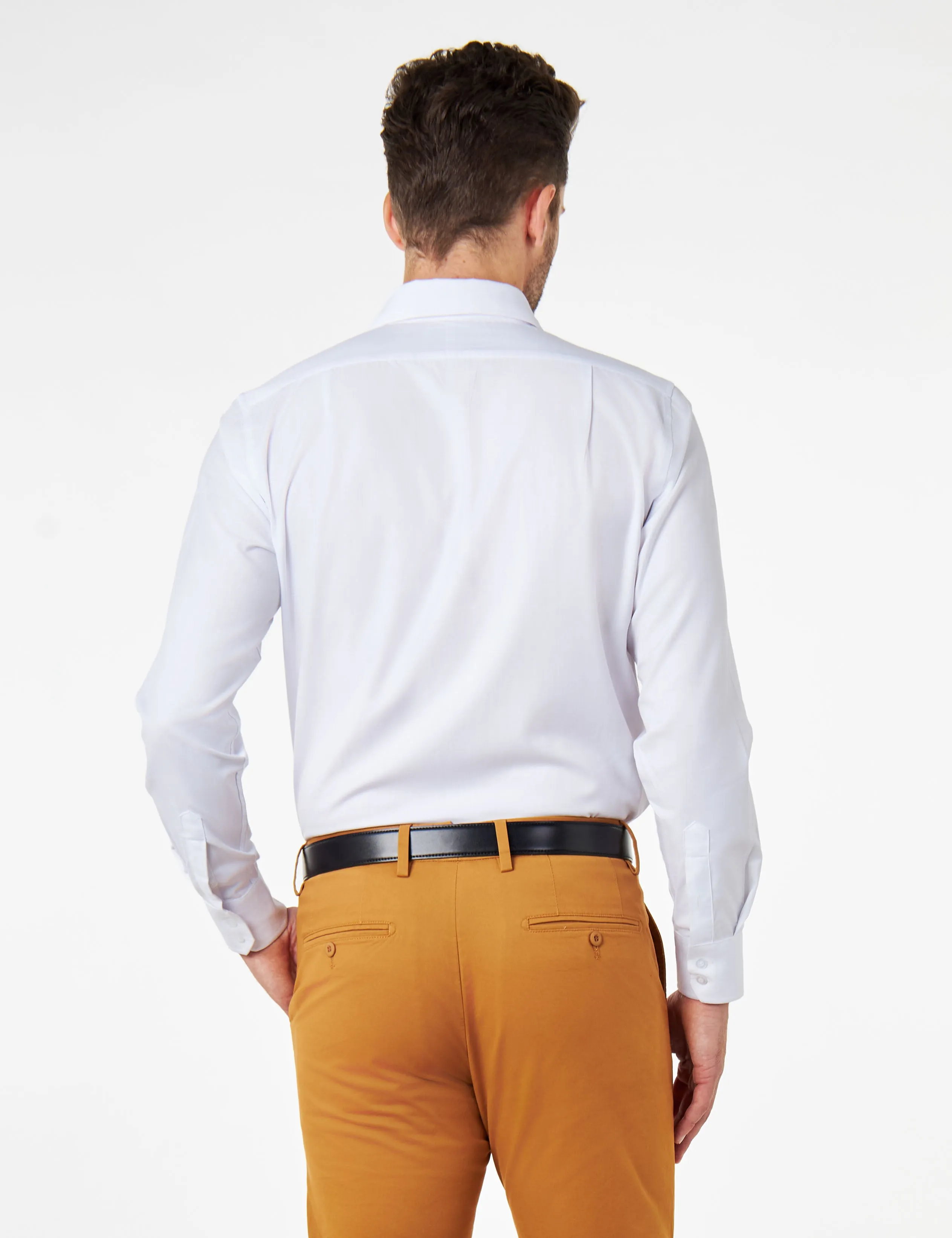 CLASSIC WHITE TAILORED FIT SHIRT
