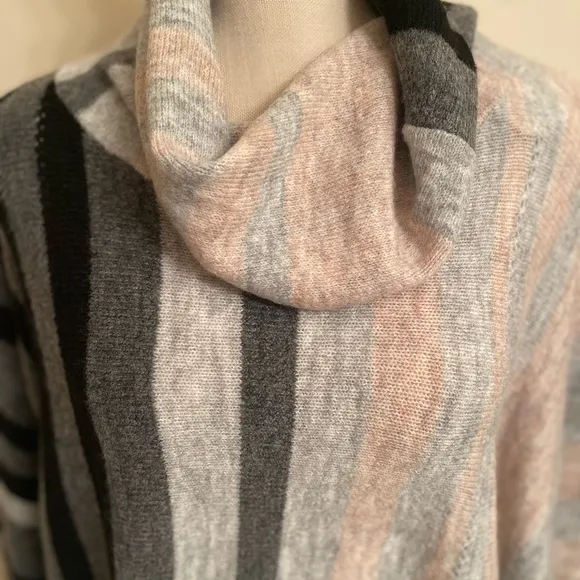 Clotheshead Women’s Striped Tunic Multi-Tone Cowl Neck L/S Sweater Sz L/XL NEW