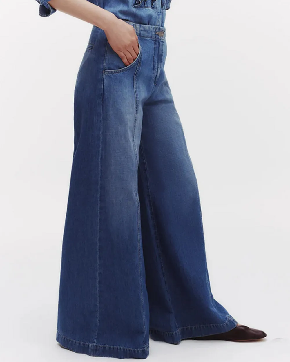 Dancing In The Dark Jean in Vintage Wash