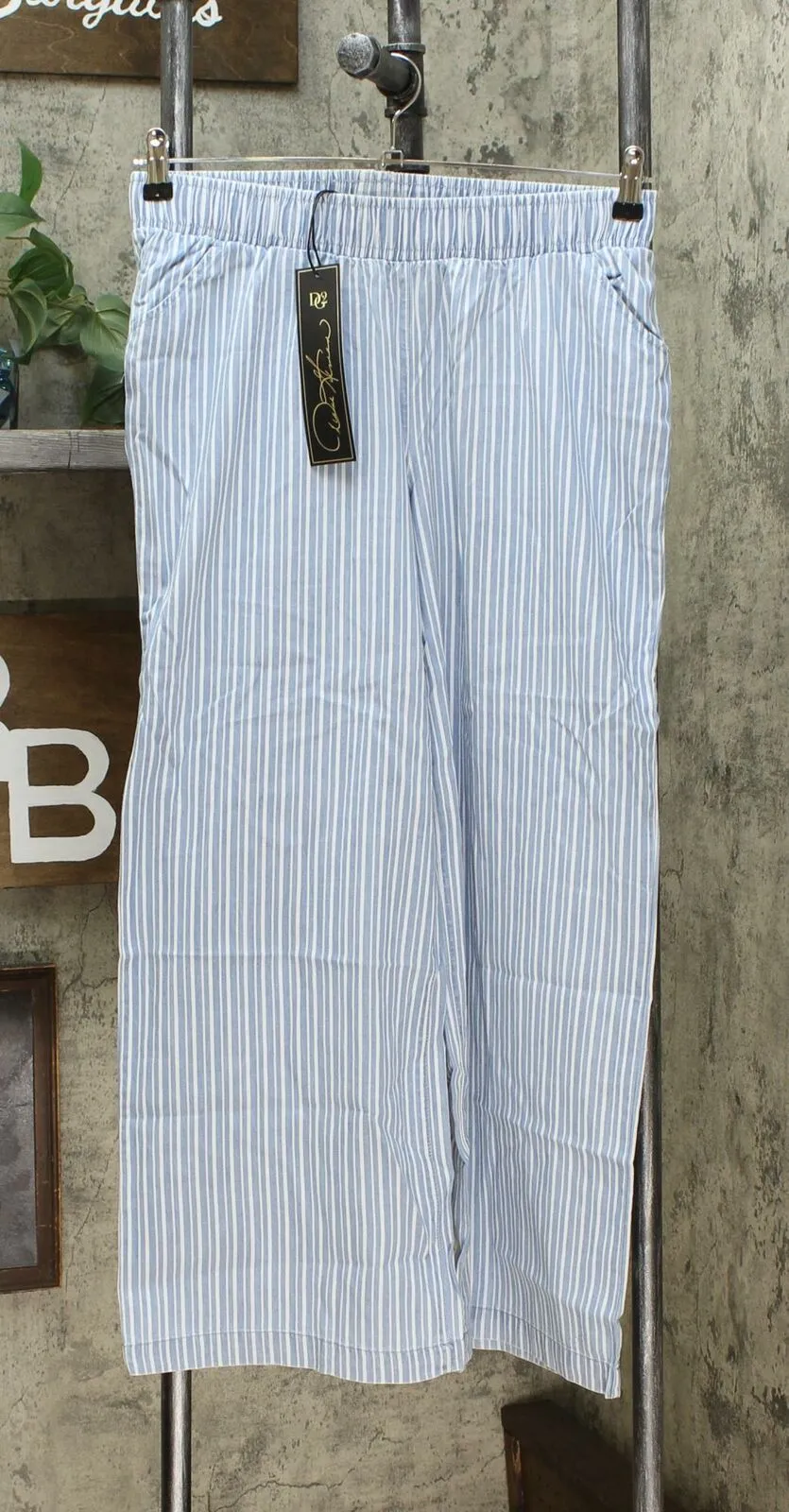 DG2 by Diane Gilman Women's Petite SoftCell Chambray Wide Leg Pants