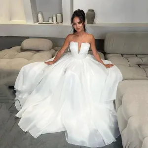 Dubai Organza Wedding Dresses Deep V Neck A Line Backless Boho Pleats Elegant Bridal Gowns Vestidos De Novia