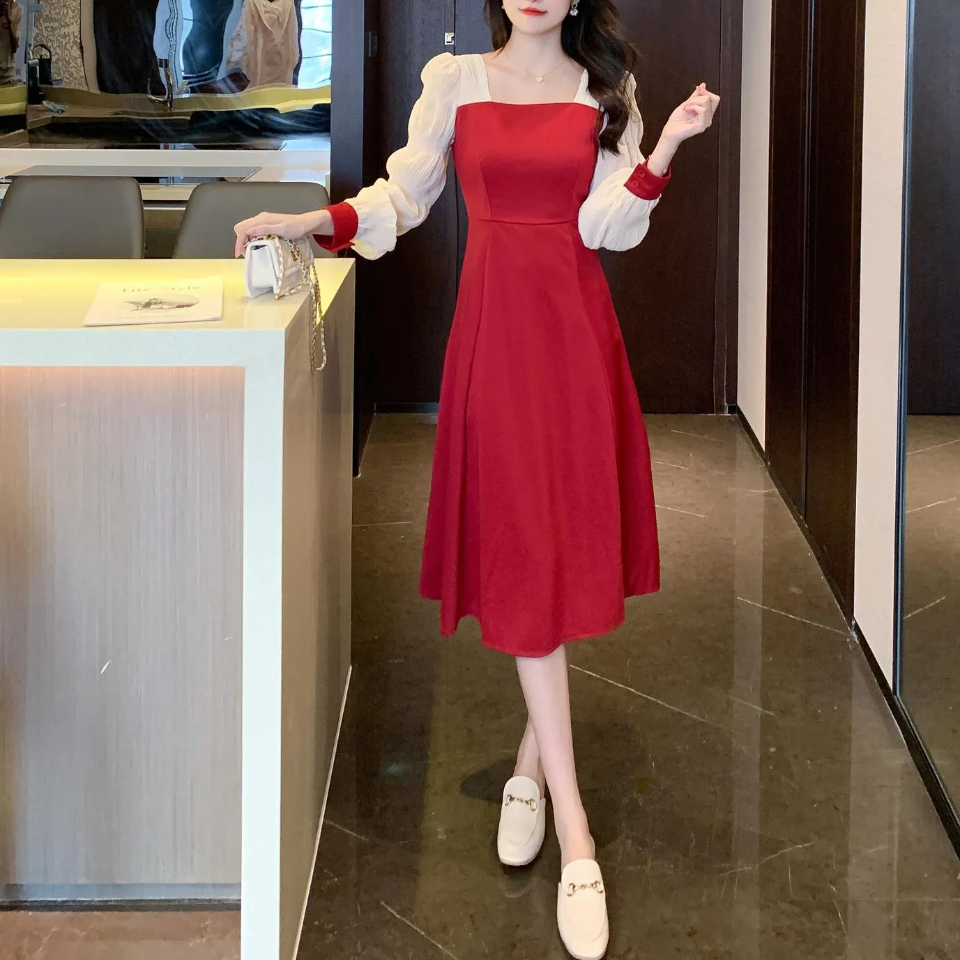 Elegant Women's Dress with Ruffled Hem and Long Sleeves