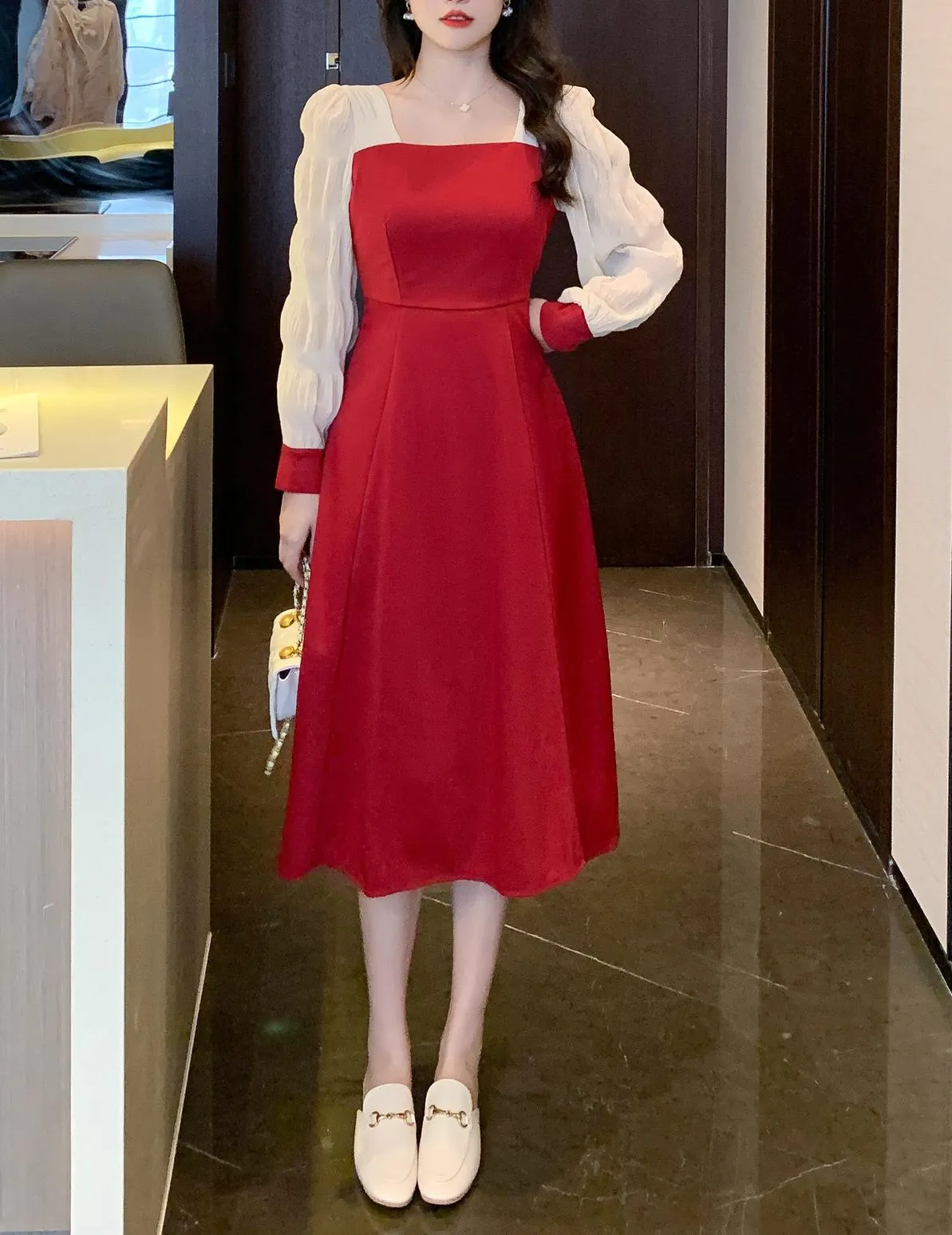Elegant Women's Dress with Ruffled Hem and Long Sleeves