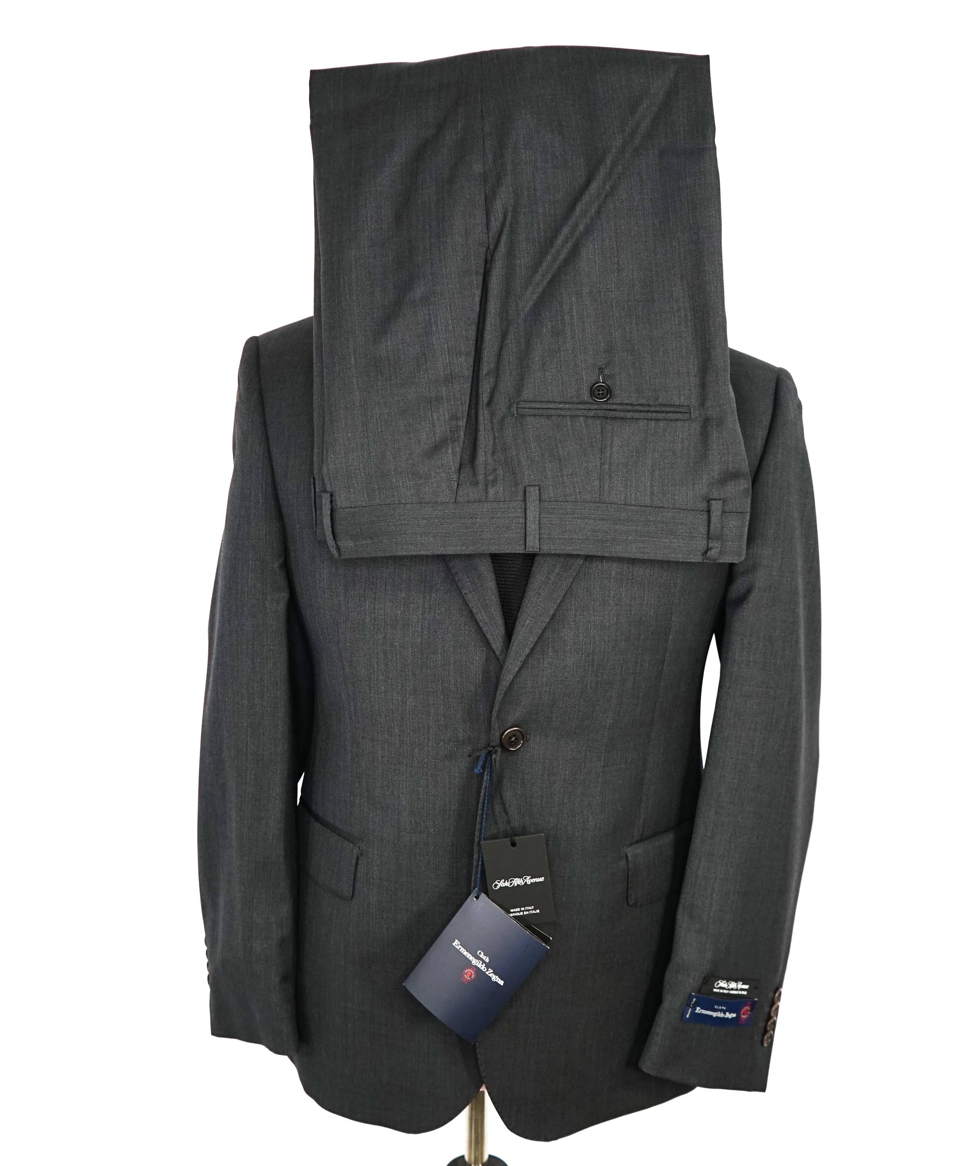 ERMENEGILDO ZEGNA - "Tailored" SAKS FIFTH AVENUE *SILK* Gray Suit - 50R US