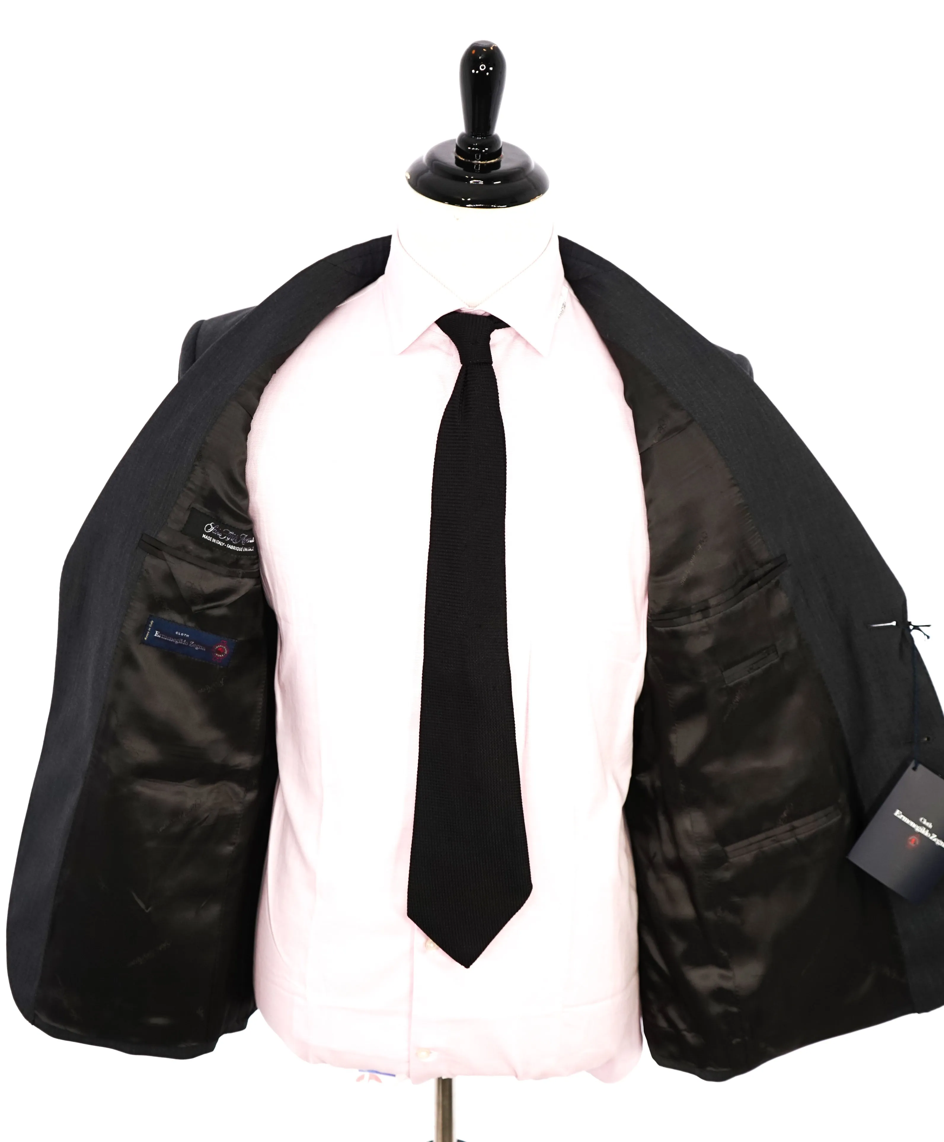 ERMENEGILDO ZEGNA - "Tailored" SAKS FIFTH AVENUE *SILK* Gray Suit - 50R US