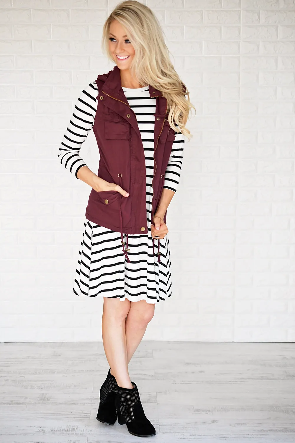Essential Fall Vest - Burgundy