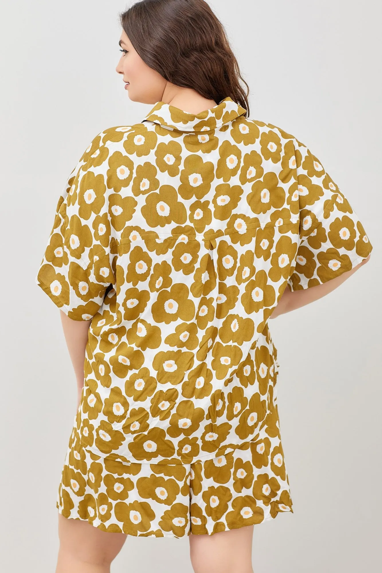 FLORAL BUTTON UP SHIRT (part of a set)