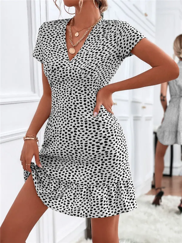 Floral Print V-Neck Mini Dress with Ruffle Hem