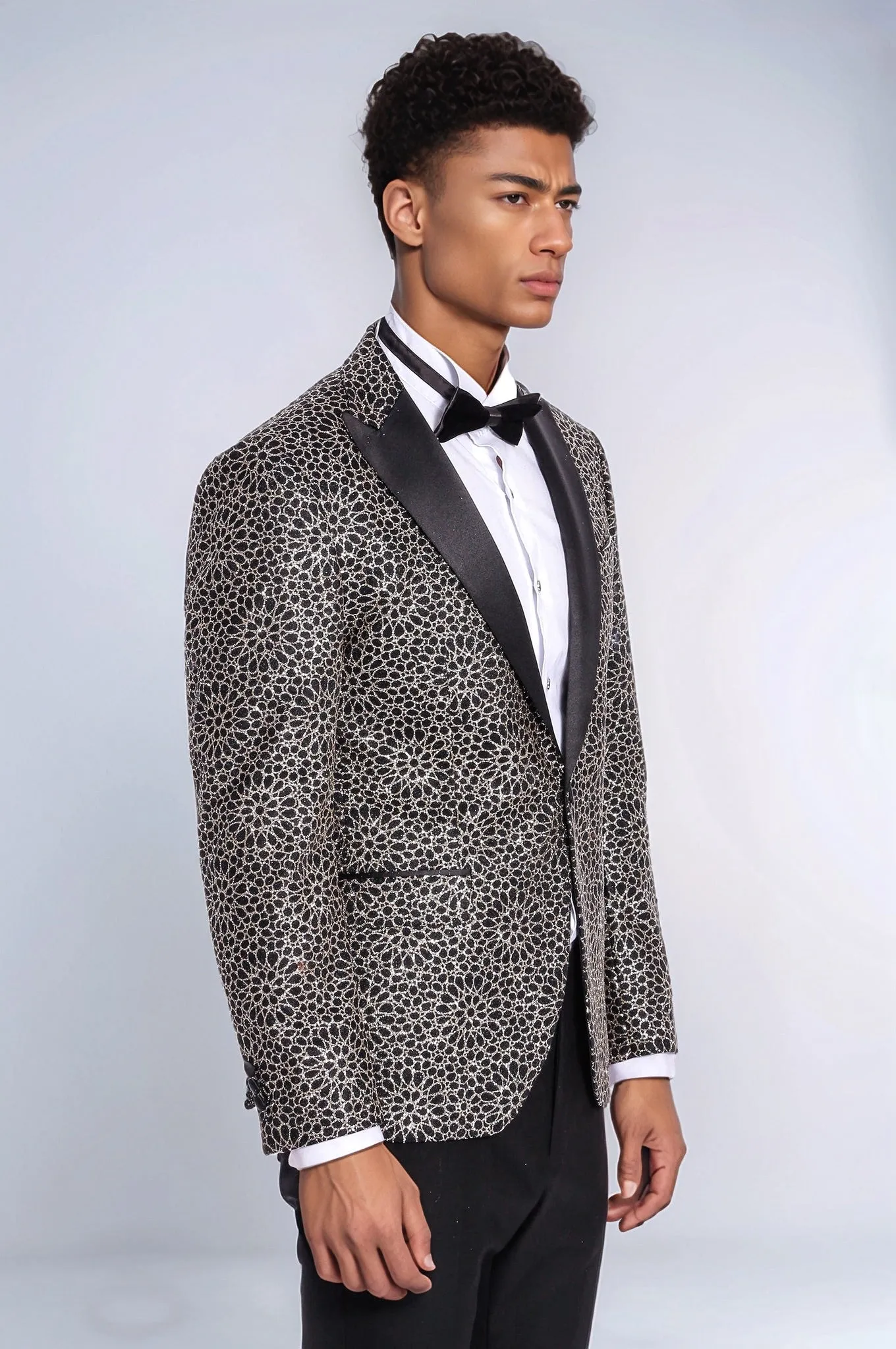 Flower Embroidered Pattern Black Men Prom Blazer - Wessi
