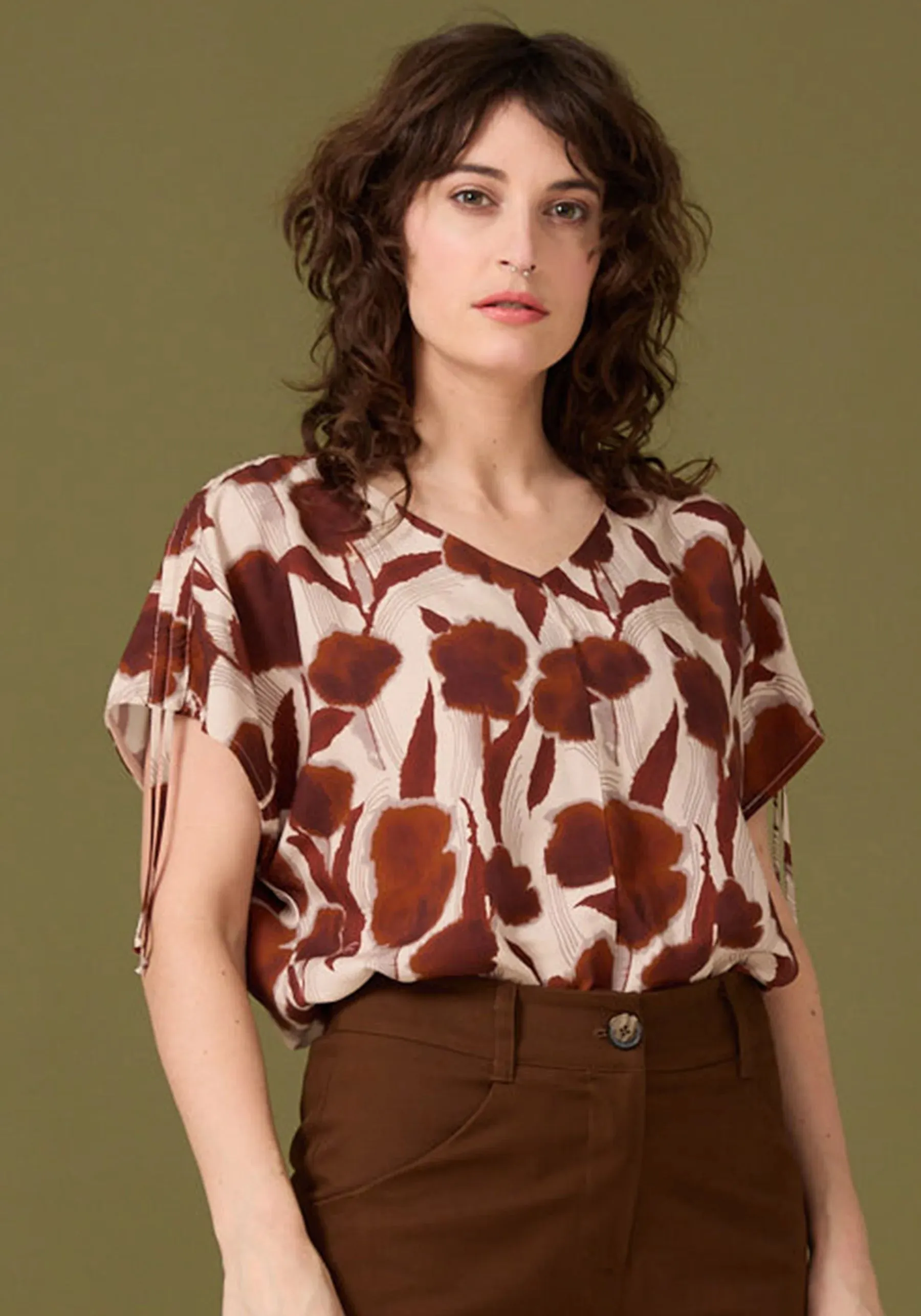 Flower Print Viscose Deadstock - Cream   Sienna