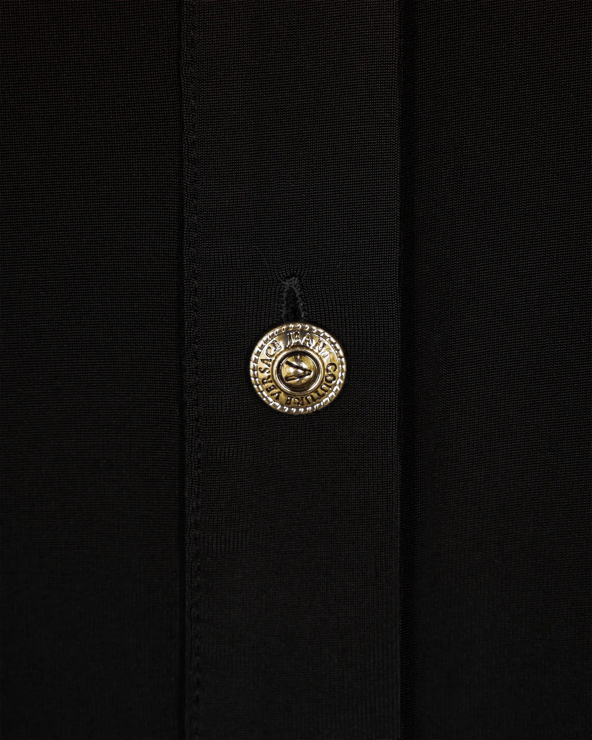 Fluid V-Emblem Button Shirt