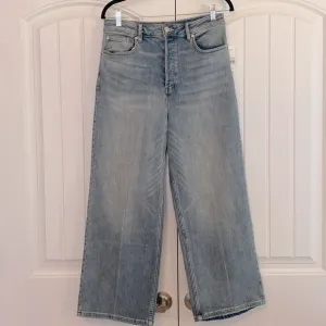 Free People NWT Women's High Rise Wide Leg Jeans Size 29 Blue Button Fly