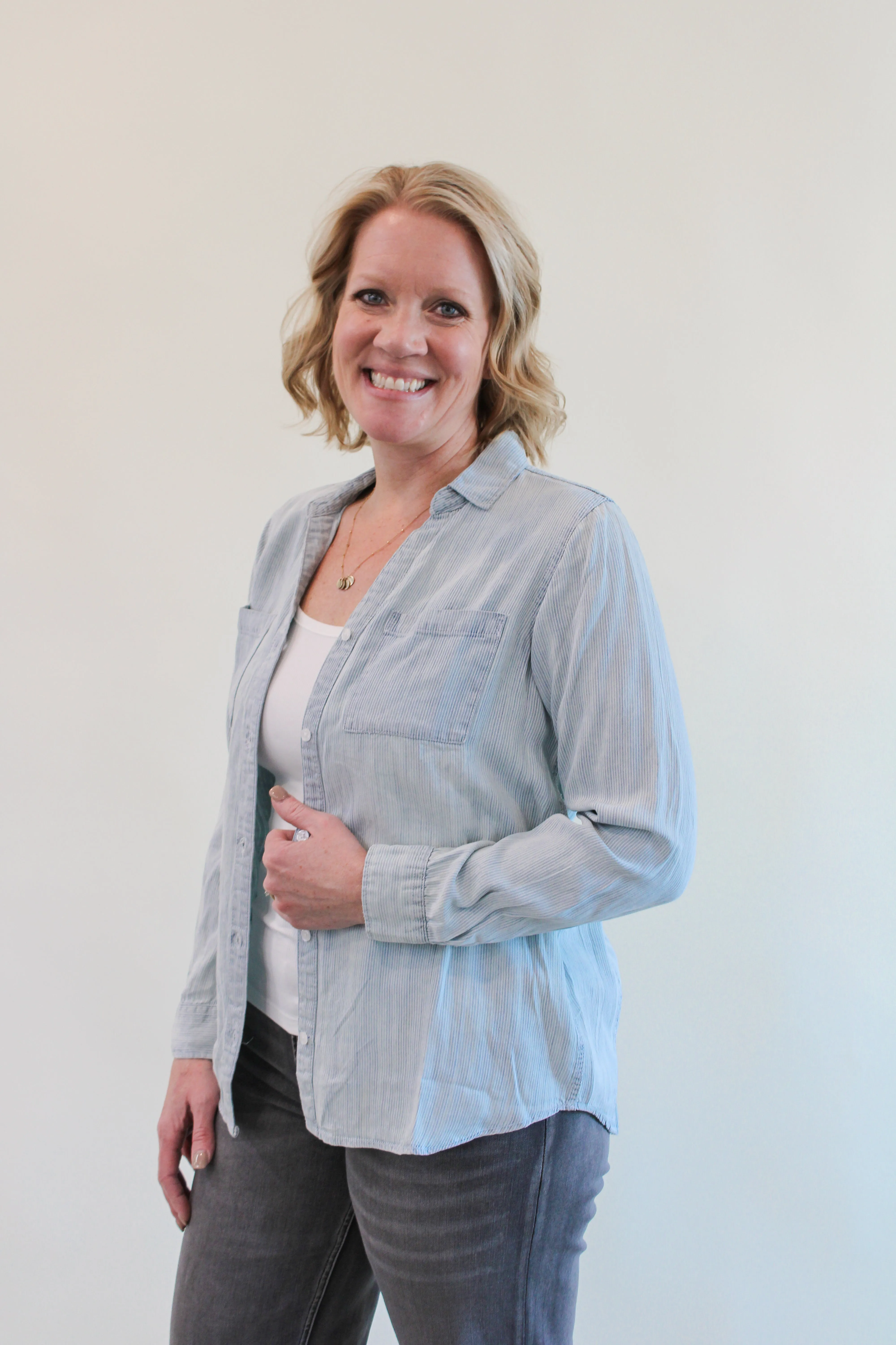GINGER BUTTON DOWN TOP