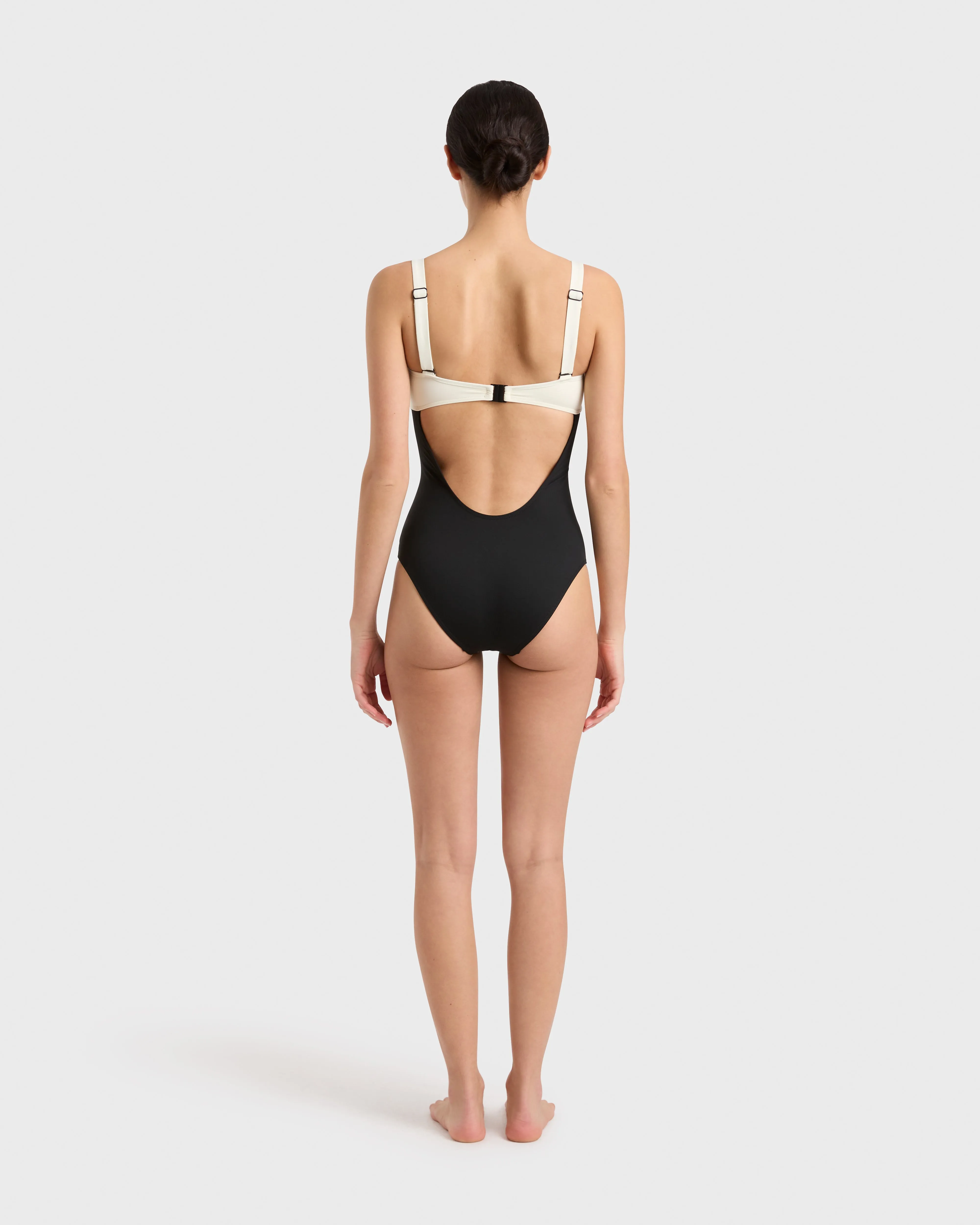 Goldie One Piece - Porcelain