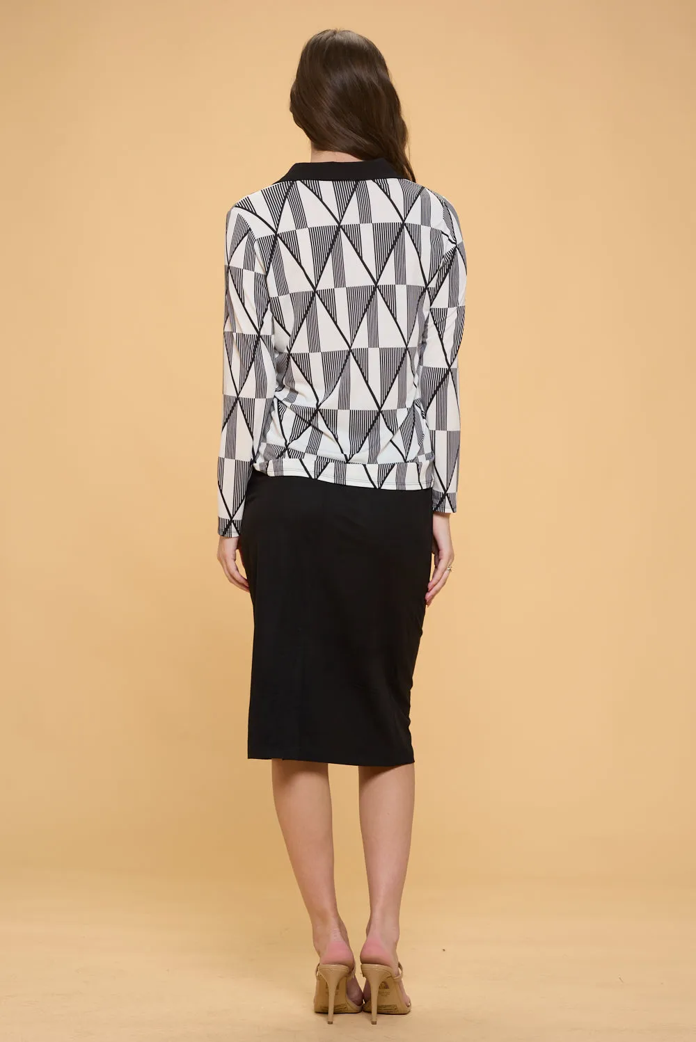 HALF PLACKET MEDALLION BUTTON COLOR BLOCK SHIRT