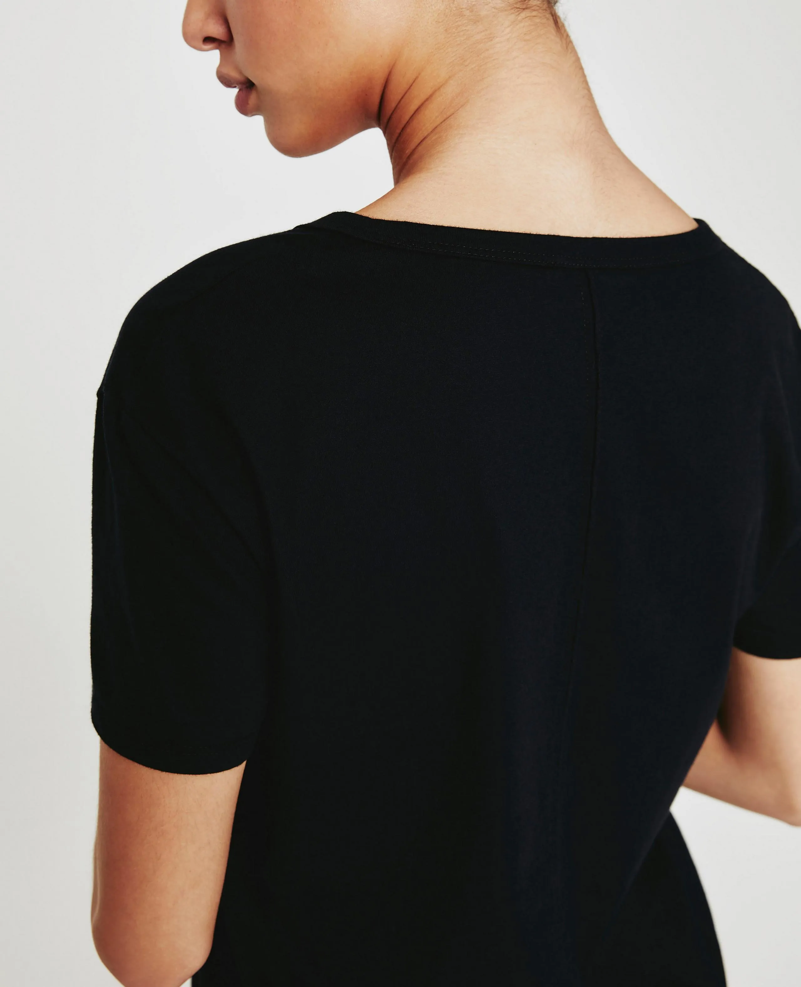 HENSON TEE