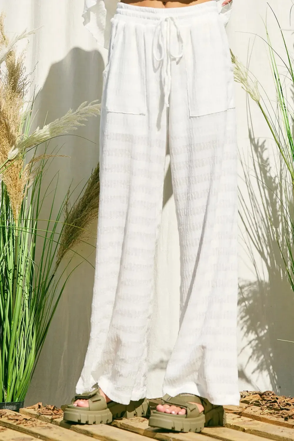 Illa Illa Cozy Wide Leg Pant – Relaxed, Chic & Perfect for Any Occasion