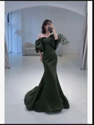 JazzHer Elegant Mermaid Off The Shoulder Green Satin Prom Dresses With Ruffle Long Evening Dress (PRE-ORDER)