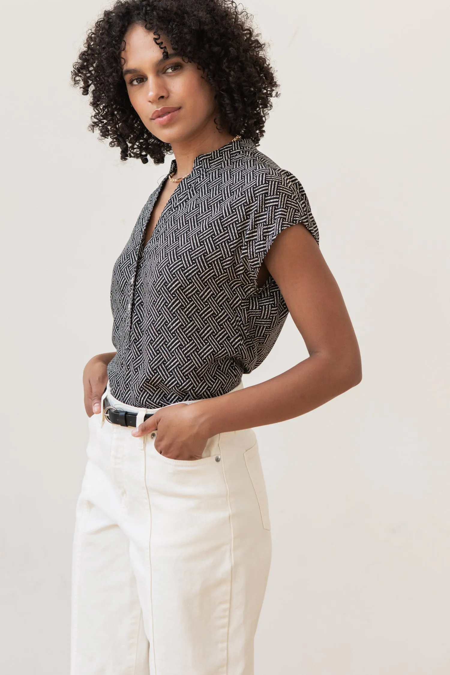 Ladd Shirt / Black Geo
