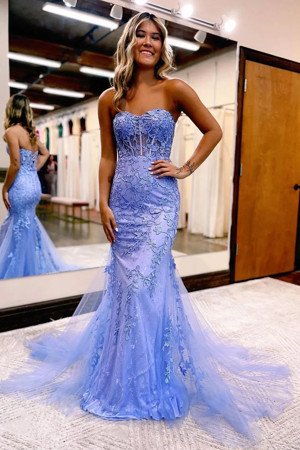 Light Purple Prom Dress Sweetheart Lace Up Long Mermaid Evening Dress with Appliques