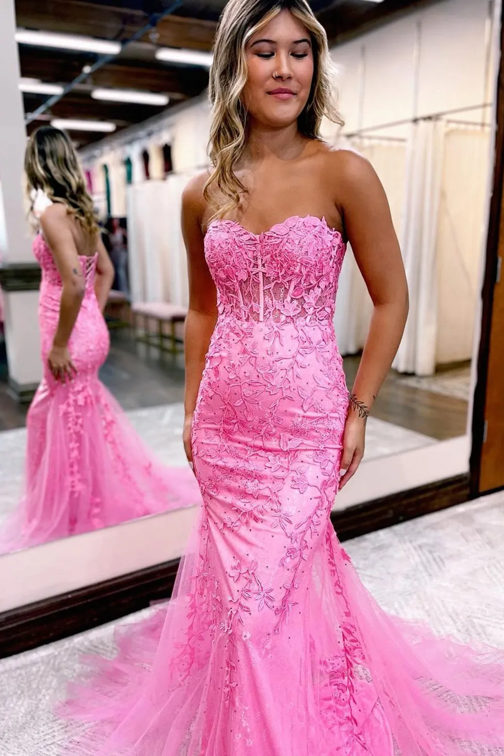 Light Purple Prom Dress Sweetheart Lace Up Long Mermaid Evening Dress with Appliques