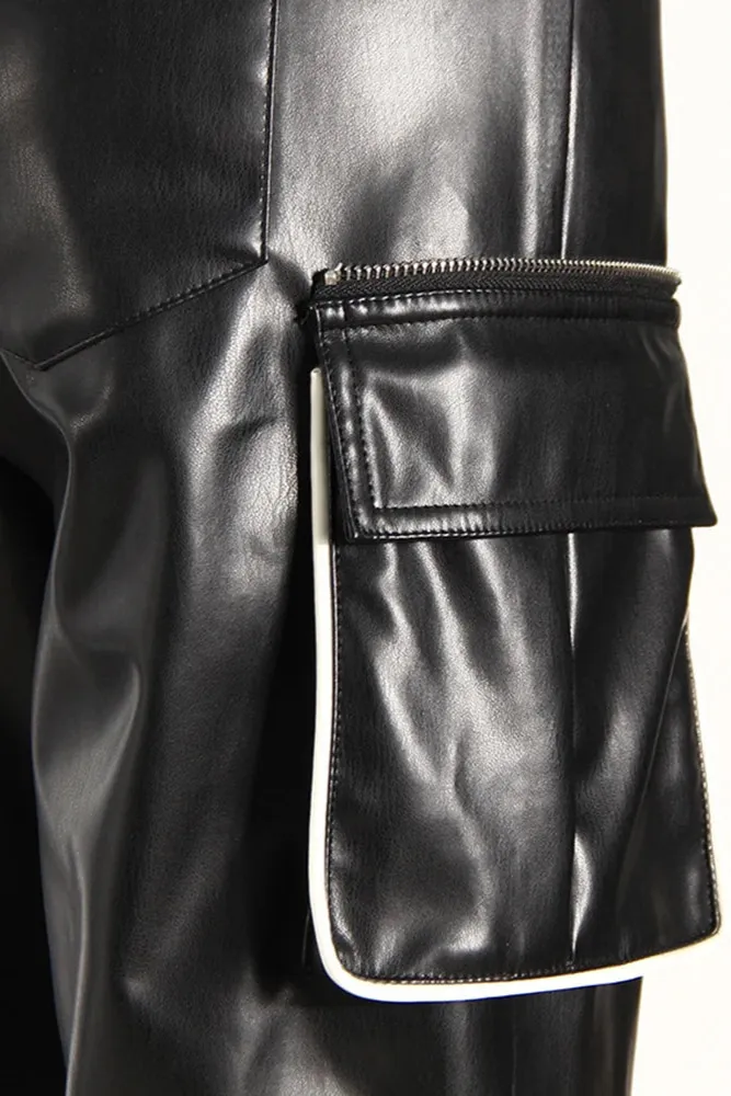 Monochrome Edge Wide-Leg Pants