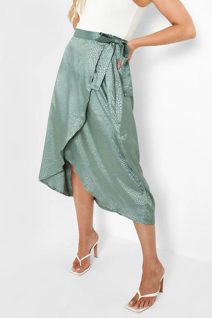 One-piece Lace-up High-waisted Stone Jacquard Satin Skirt