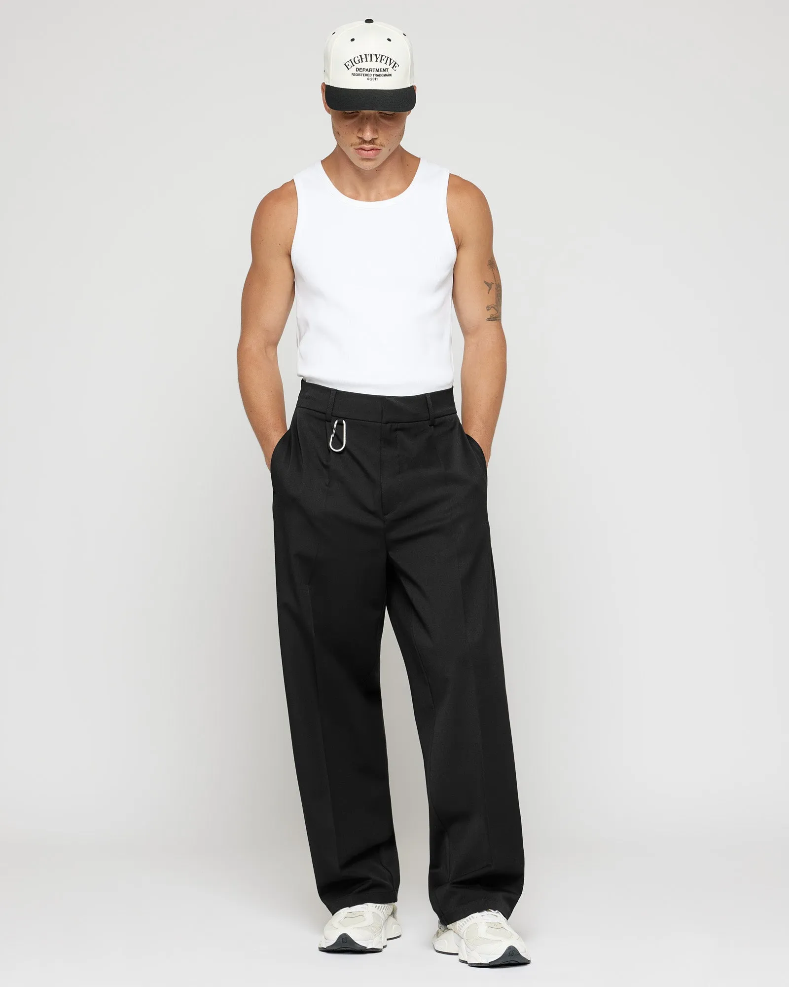 Pleated Baggy Tailored Pants