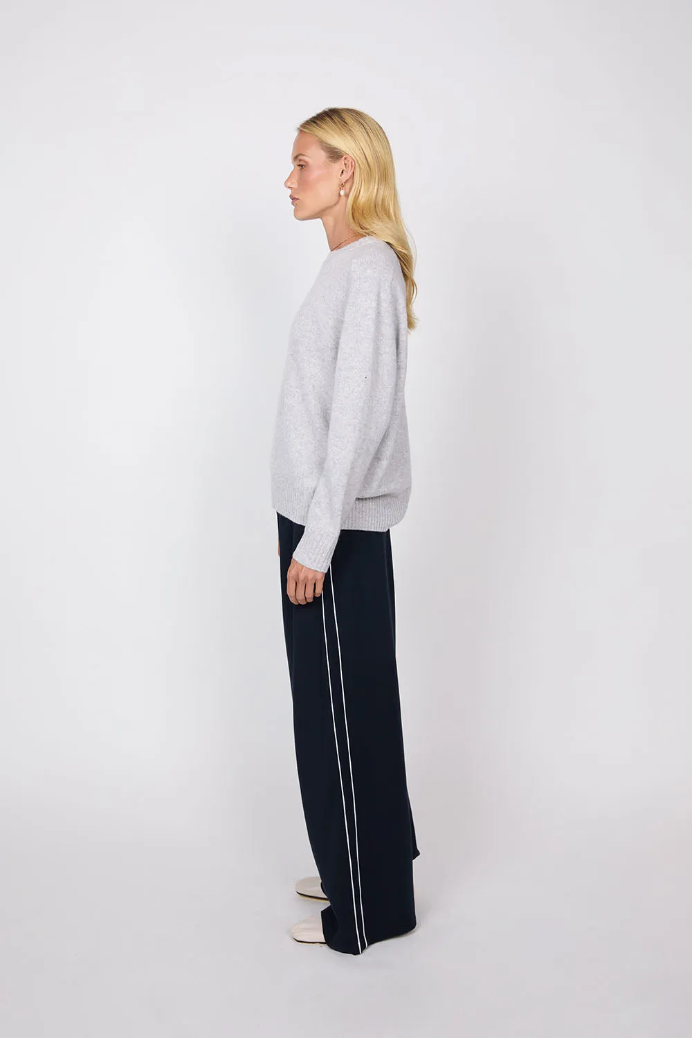 Saddle Cashmere Crew - Fog