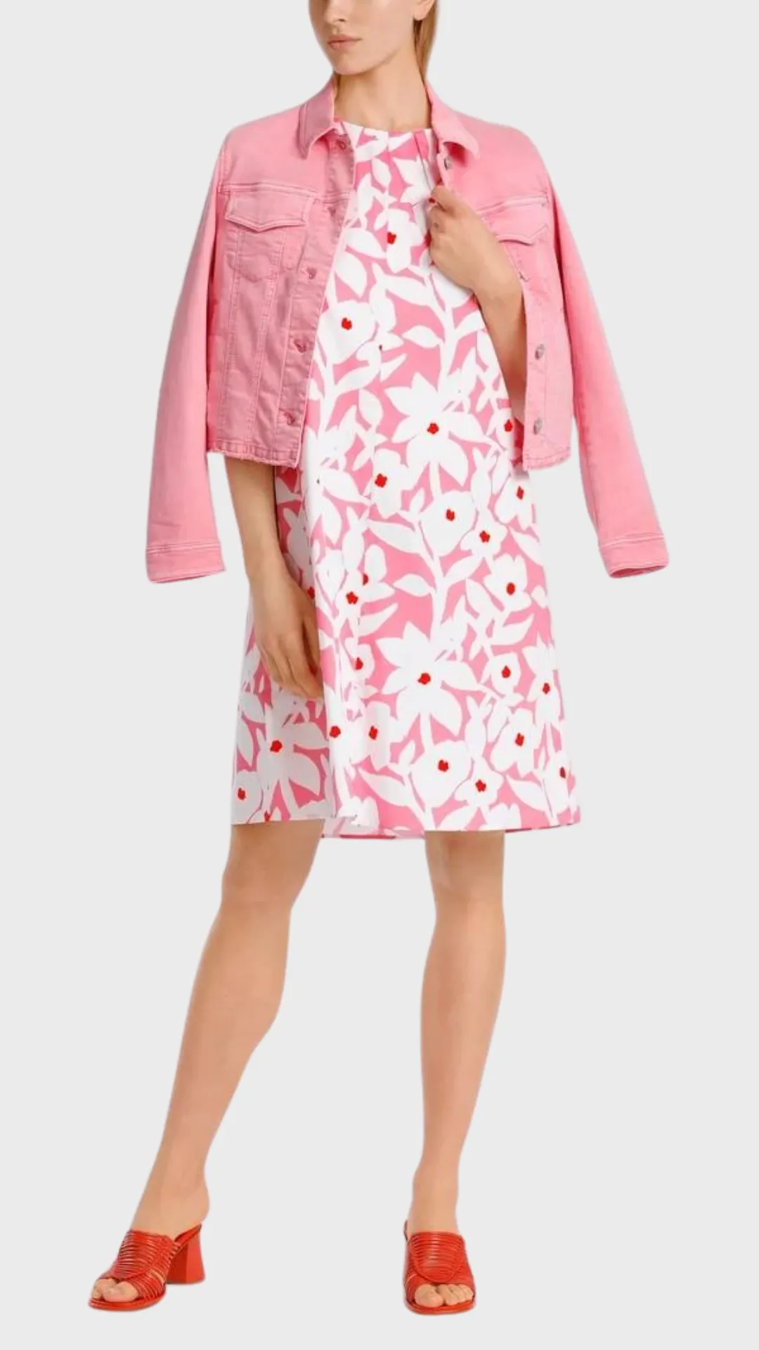 Sleeveless A-line Dress