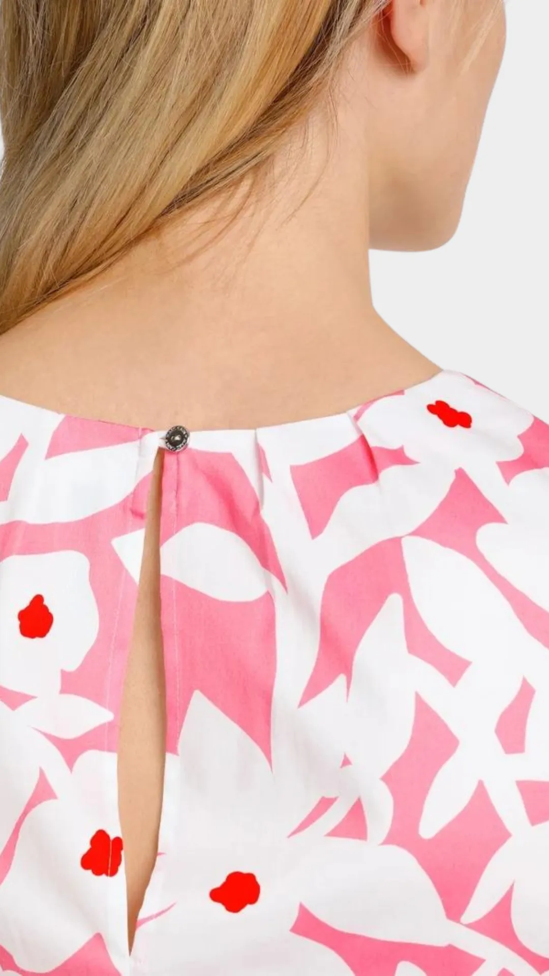 Sleeveless A-line Dress