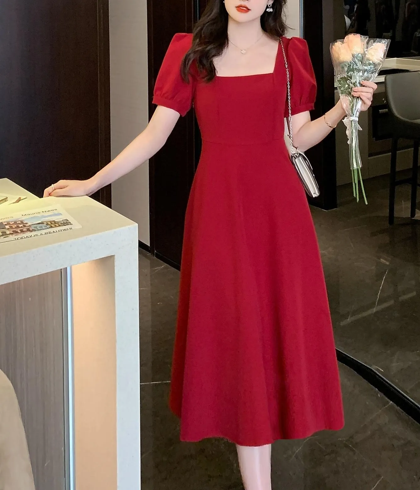 Solid Color Puff Sleeve Mid Dress for a Classy Look