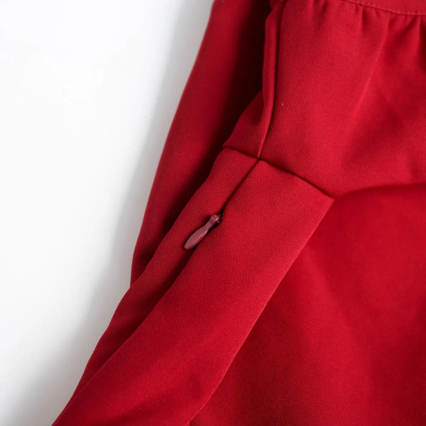 Solid Color Puff Sleeve Mid Dress for a Classy Look
