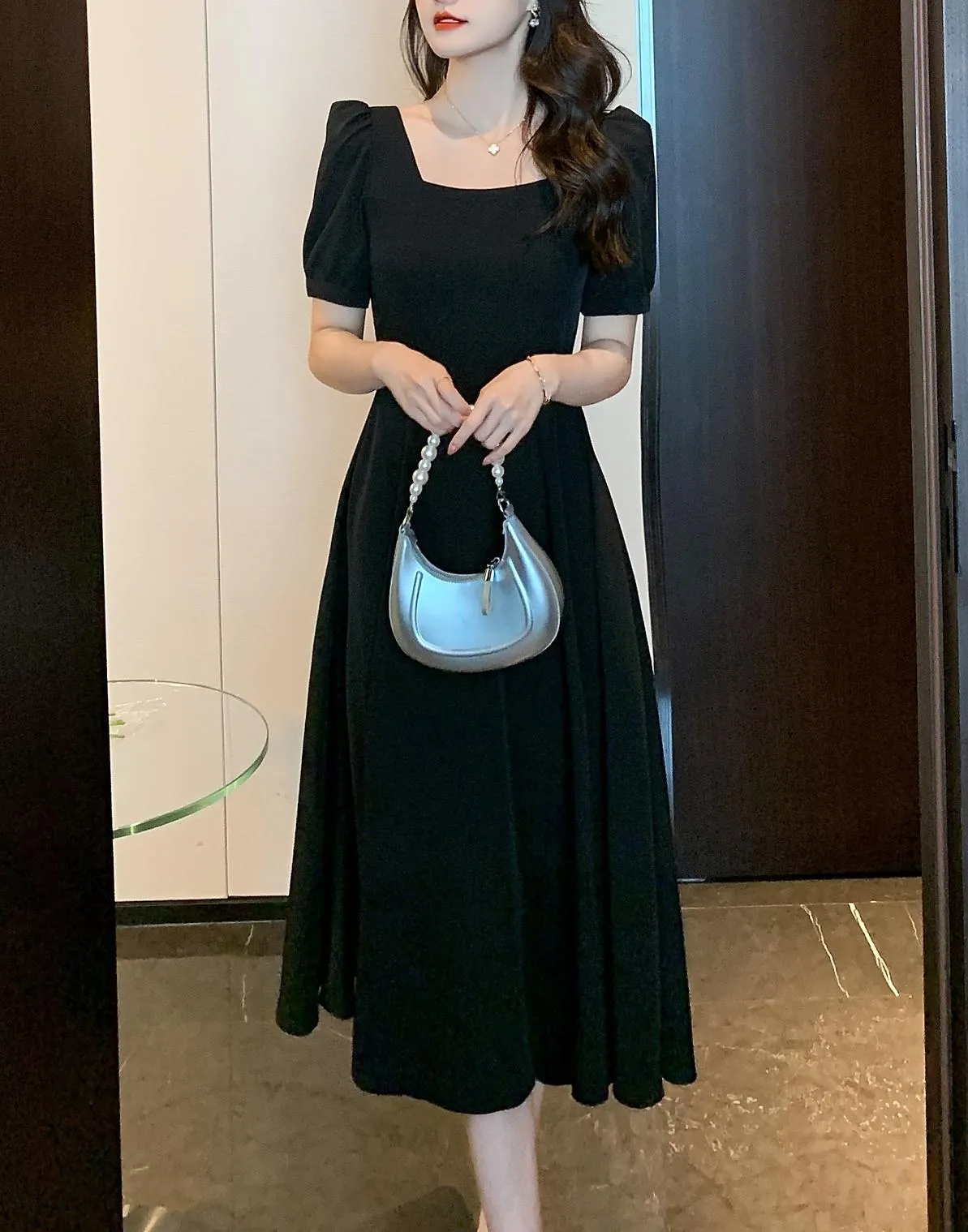 Solid Color Puff Sleeve Mid Dress for a Classy Look