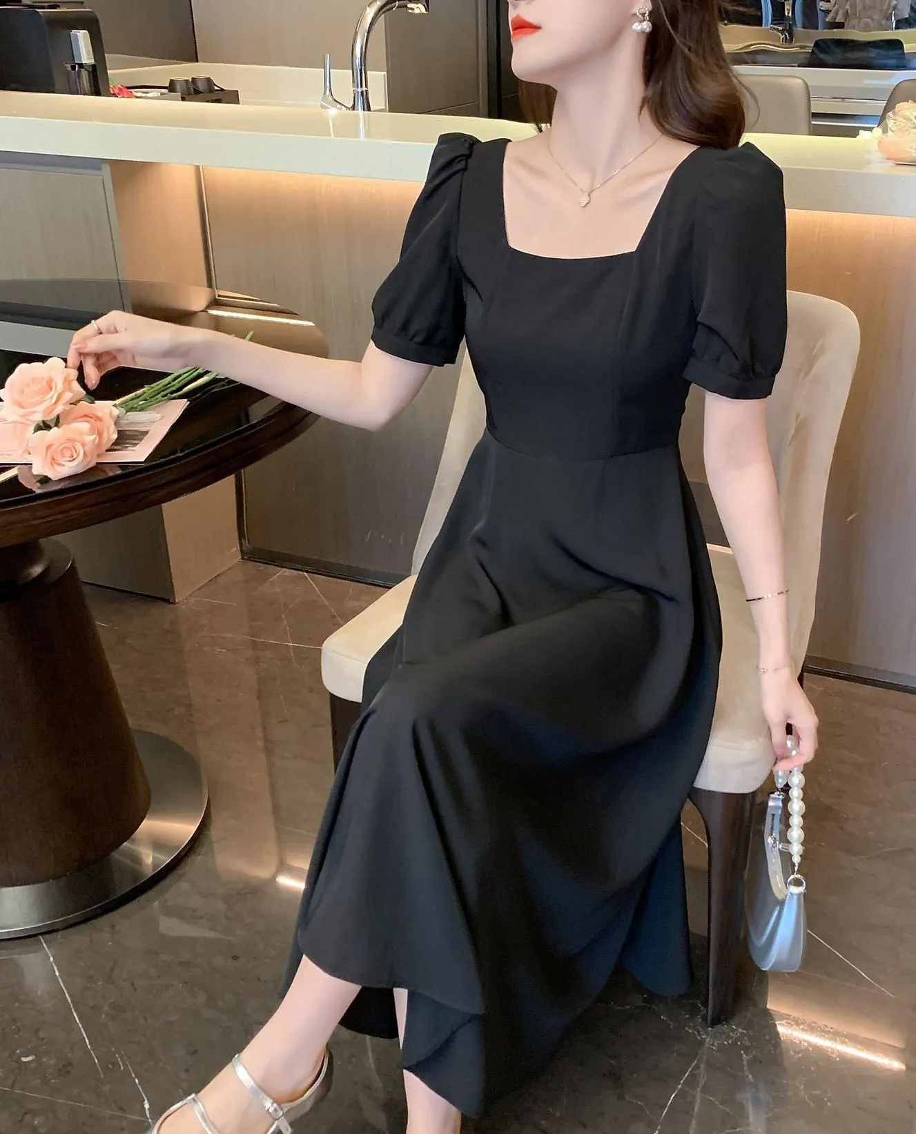 Solid Color Puff Sleeve Mid Dress for a Classy Look