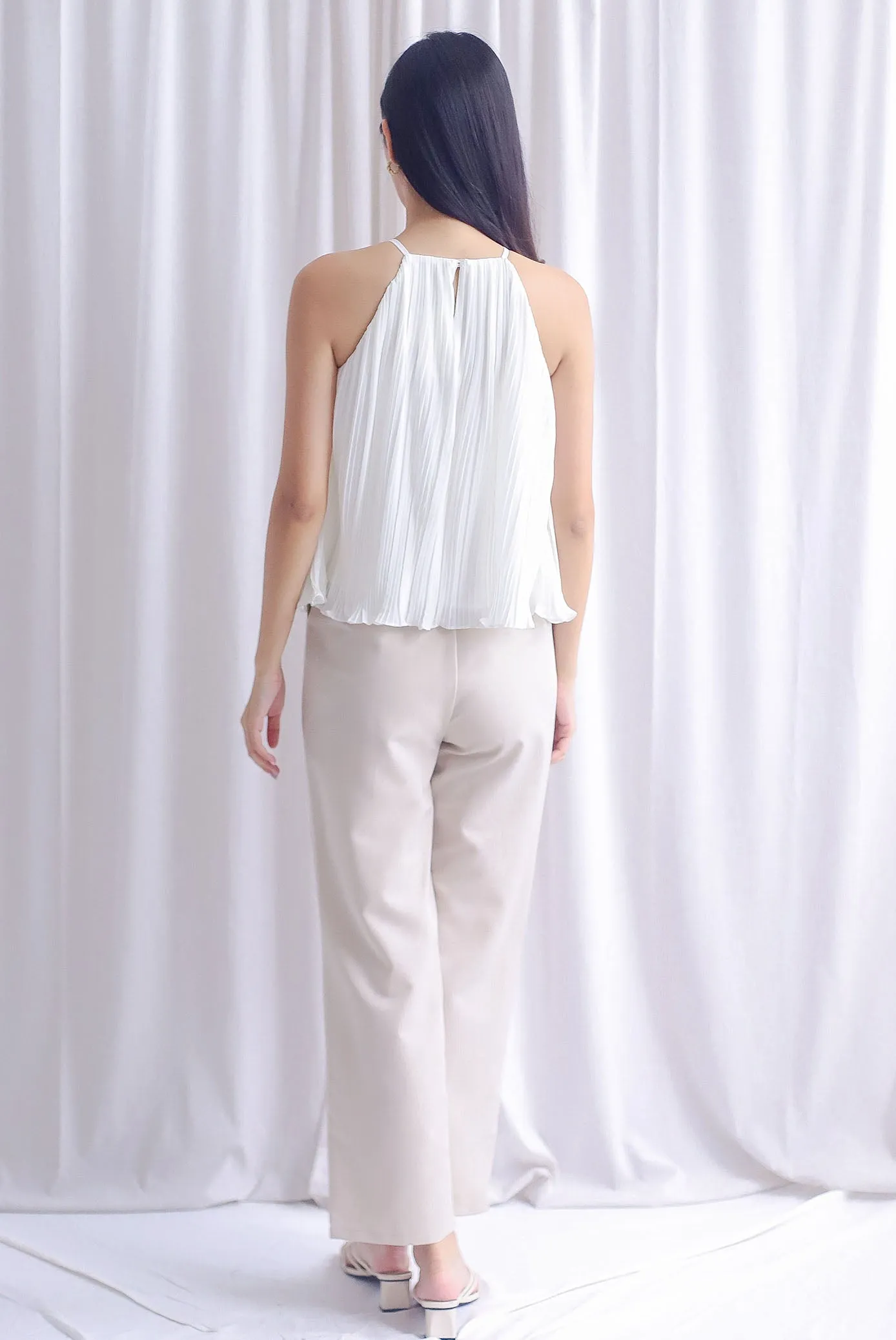 Tasha Pleat Cut In Flare Top In White