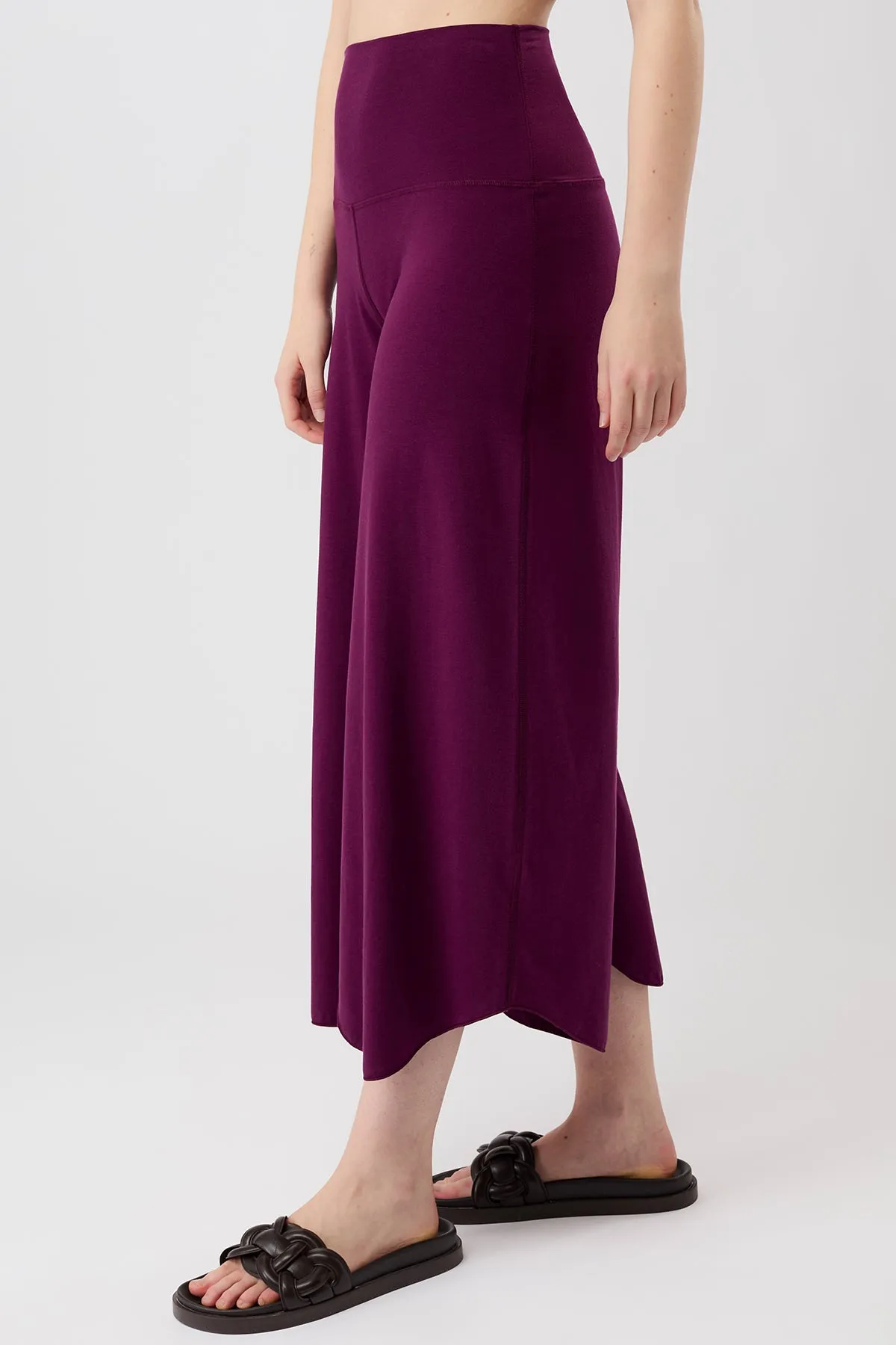Tulip Pants Black Plum