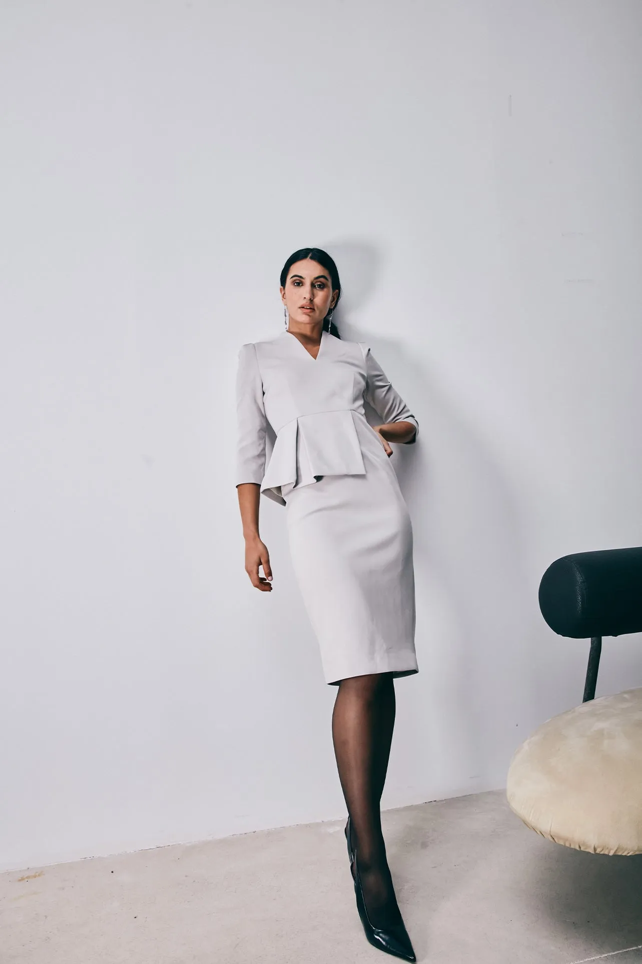 V NECK DRESS IN GREY