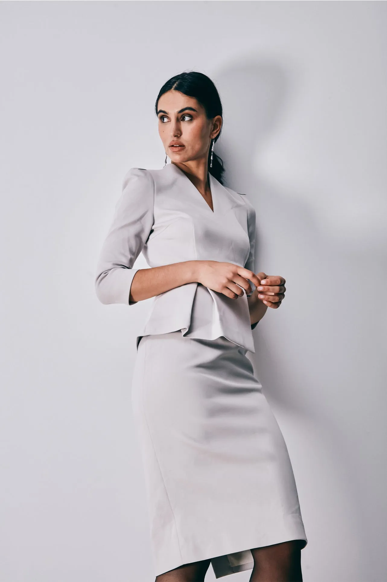 V NECK DRESS IN GREY