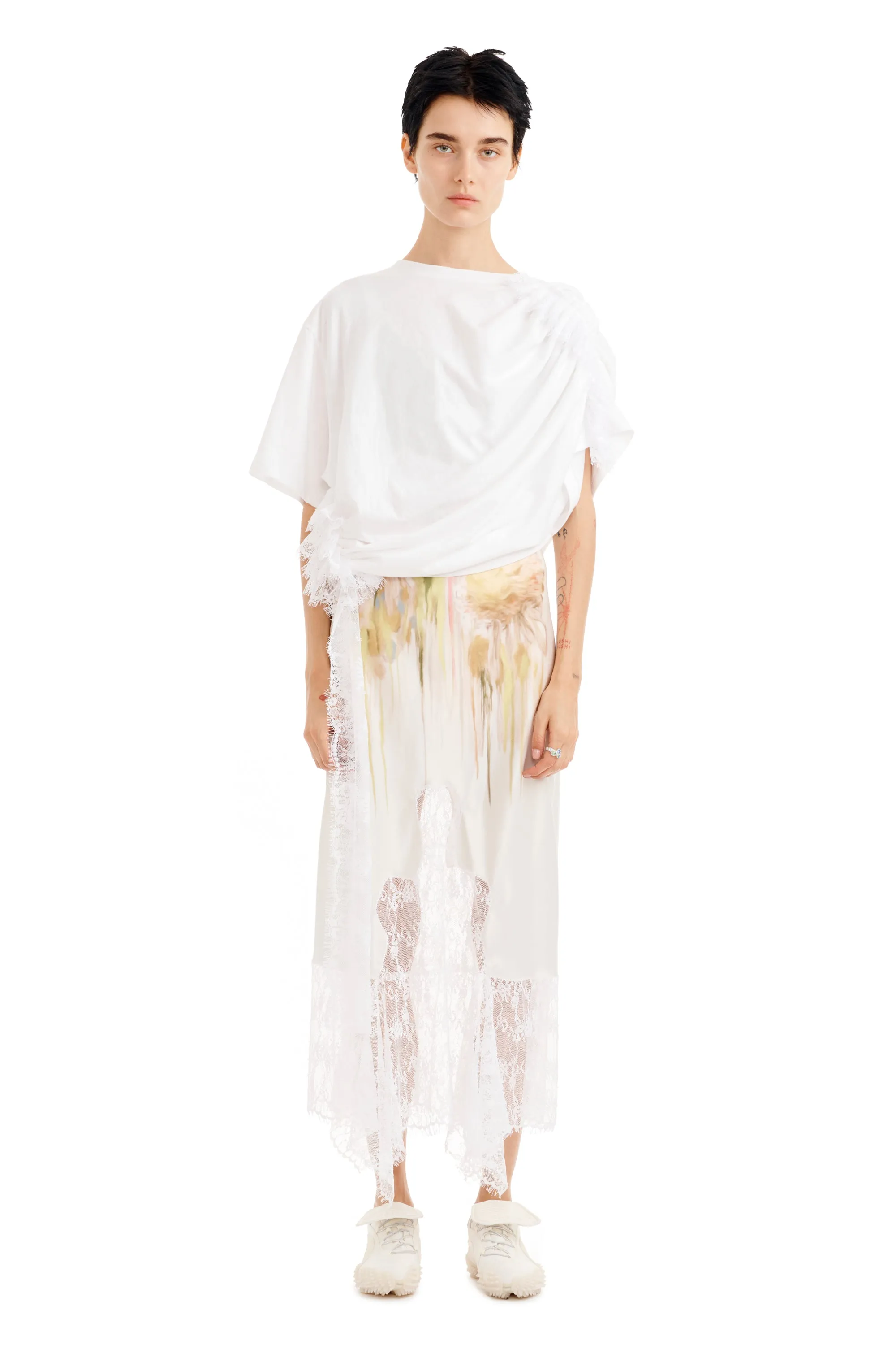 WHITE LACE EVA TEE