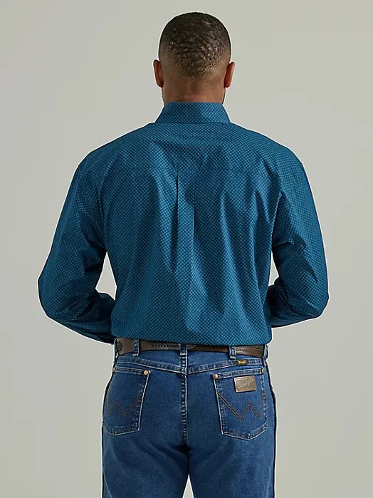 Wrangler George Strait Long Sleeve Button Down Two Pocket Shirt In Midnight Squares